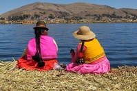Dames Titicaca Uros Peru 