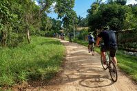 Fietsen door binnenland Sri Lanka Djoser