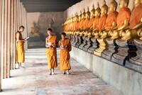 Monniken boeddha Ayutthaya Thailand