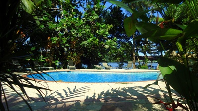Costa Rica Panama overnachting accommodatie Djoser hotel zwembad