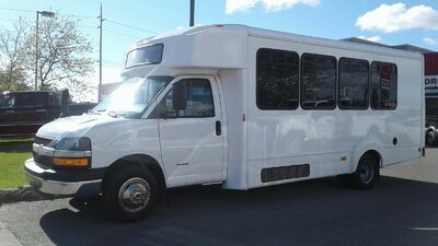 Bus Family Canada Djoser