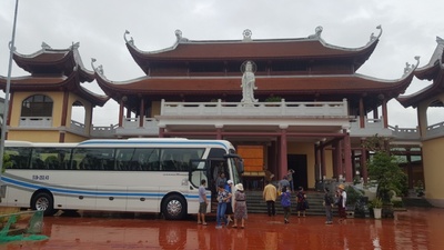 Vietnam with temple