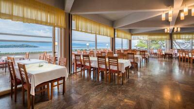 Fontana Resort, Jelsa