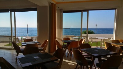 klinakis beach hotel ontbijtzaal