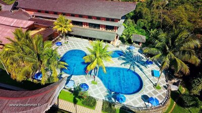 swimming pool toraja