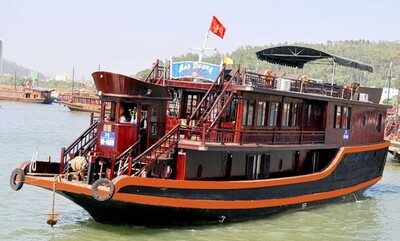 boot halong bay