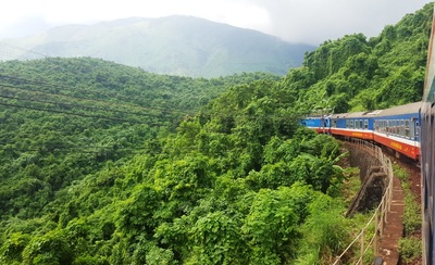 Trein Hanoi Hue landschap Vietnam