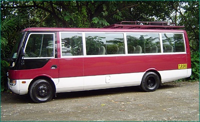 Costa Rica bus vervoersmiddel rondreis Djoser Family 