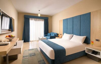 Samra Bay hotel kamer family djoser