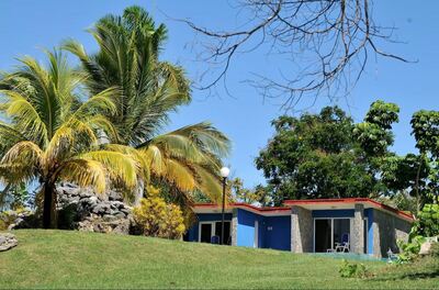 Hotel Las Cuevas Trinidad Cuba Djoser voorkant huisjes