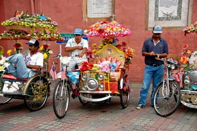 Thailand Malesie Singapore Riksha fiets Djoser Family 