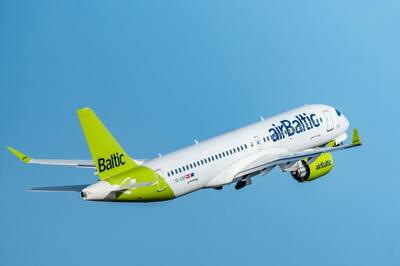 Vliegtuig Air Baltic