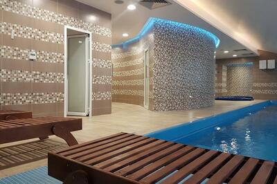 Hotel Omni zwembad Valjevo