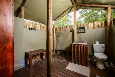 Shalati Adventure Lodge badkamer Kruger Zuid-Afrika