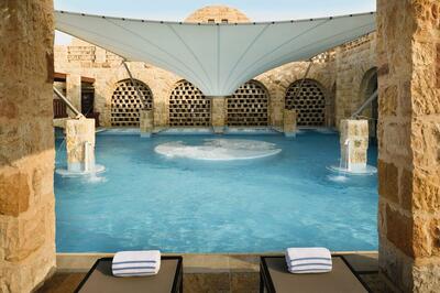 Movenpick Resort zwembad Dode Zee Jordanie