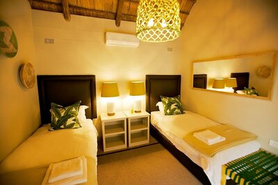 Kamer Shearwater Explorer Village Vic Falls Zimbabwe Djoser