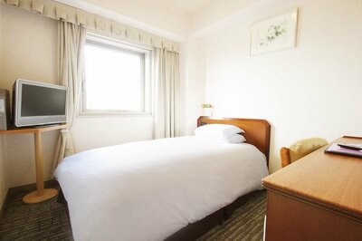 Hearton Hotel Nishiumeda single kamer Osaka Japan