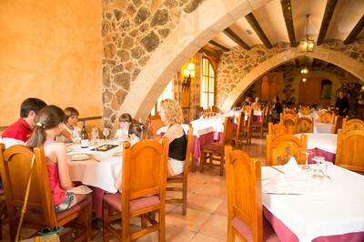 Hotel Miralles