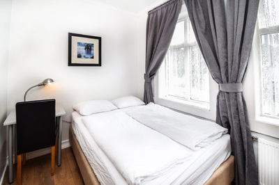 In Reykjavik overnachten we in een comfortabel hostel