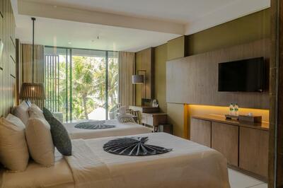 Wyndham Tamansari Jivva, Lepang