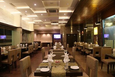 le grande residency ahmedabad