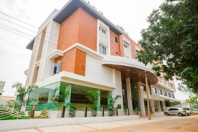 lakshmi hotel tanjore india