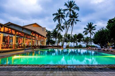 Insight Hotel zwembad Ahangama Sri Lanka Djoser
