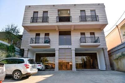 hotel argo palace kutaisi voorkant