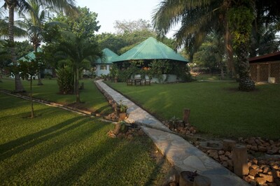 Adi lake resort volta regio