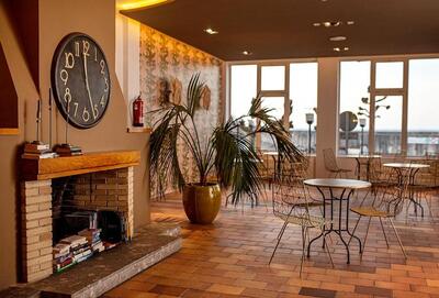 hotel miraolas llanes lobby