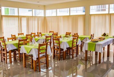 STP - Hotel Vitoria ontbijt