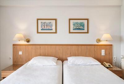 hotel danea aegina kamer