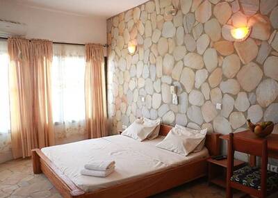 hotel totora nattitingou kamer