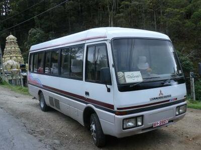 Fietsreis Sri Lanka bus vervoer Djoser 