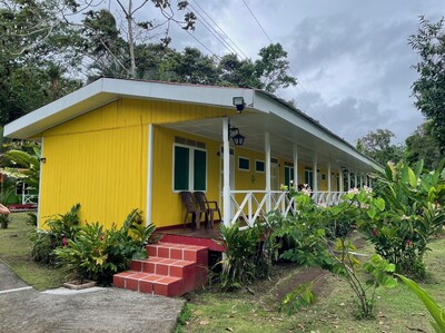 Costa Rica Tortuguero La Baula huisjes