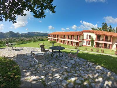 Hotel La Ermita Vinales Cuba Djoser voorkant