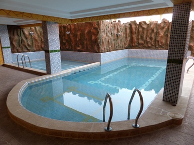 Marokko zwembad hotel  Gomassine Marrakech djoser accommodatie 