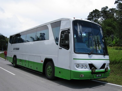 Maleisie bus vervoersmiddel rondreis Djoser Familu 
