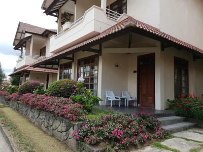 sinabung hotel family indonesie