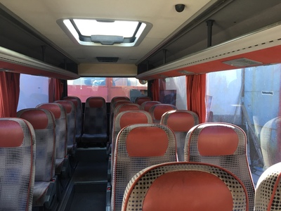 Bus binnenkant Wandelreis Bulgarije