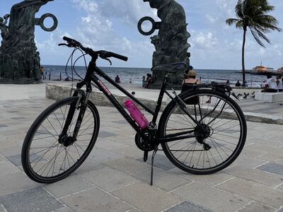 Mountainbike vrouw Mexico Djoser