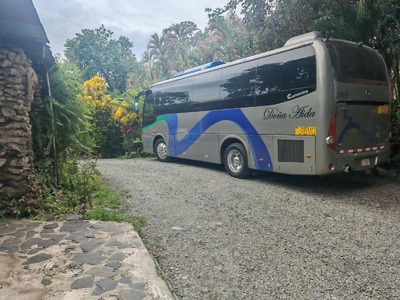  Bus 21 - 26 pax