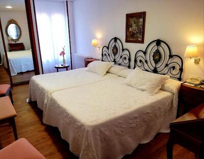 hotel los infantes kamer