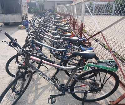 Hybride fiets Vietnam Djoser