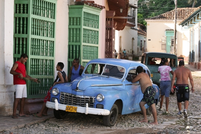 Oldtimer Straatbeeld Cuba Djoser