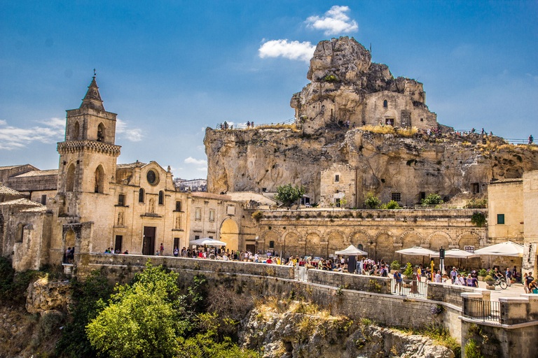 Grotwoning Matera
