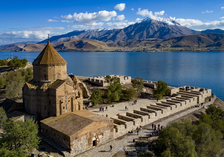 Armeense kerk Akdamar eiland Vanmeer Turkije