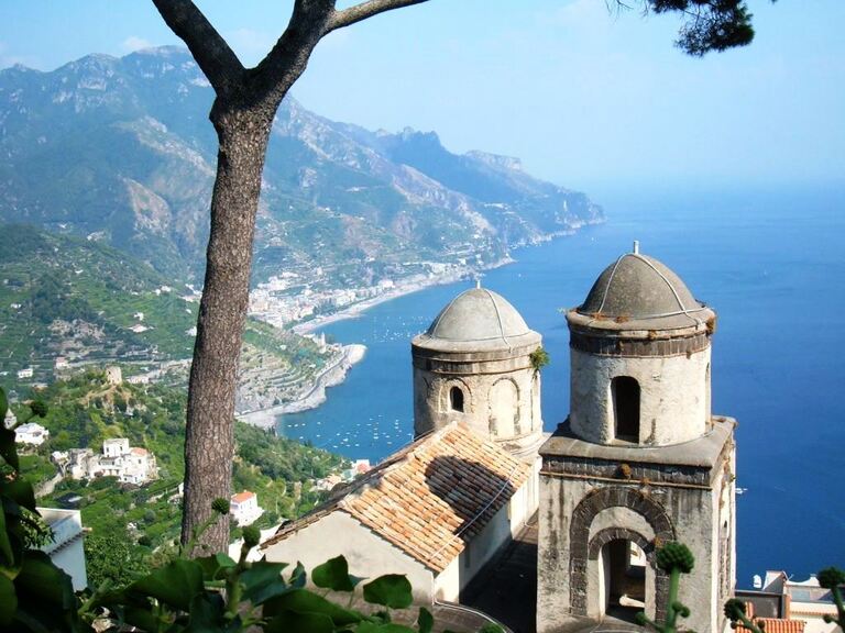 Wandelreis Italie Amalfikust Ravello uizicht Kerk Djoser