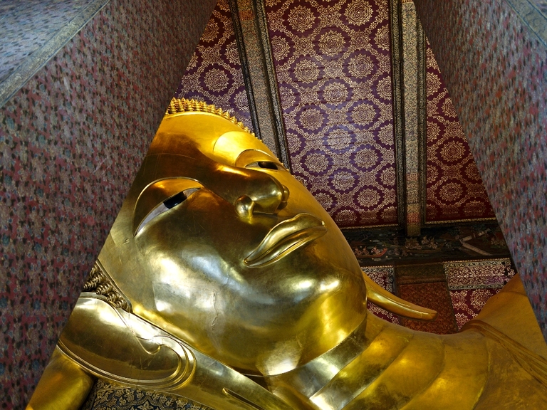 Hoofd van de Wat Pho Boeddha in Bankok Thailand Hoofd van de Wat Pho Boeddha in Bankok Thailand