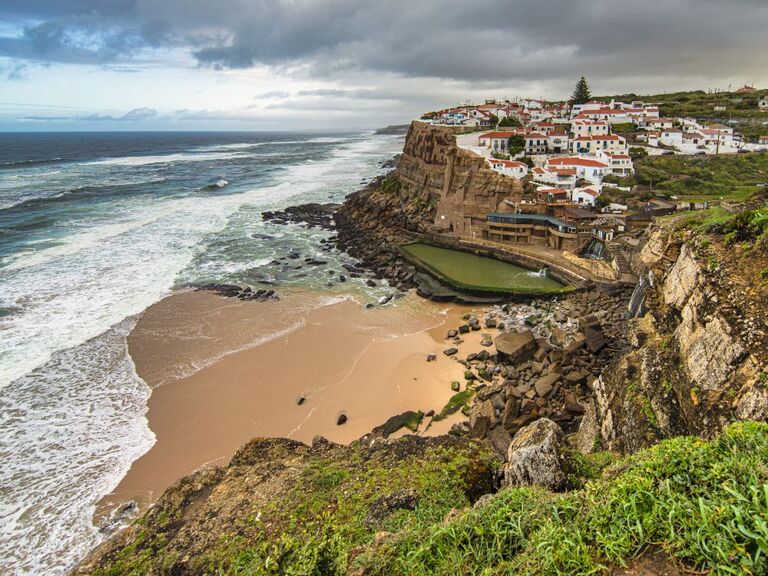 Sintra dorpje langs de kust Portugal Djoser